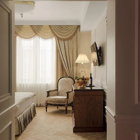 Nobil Luxury Boutique 5*