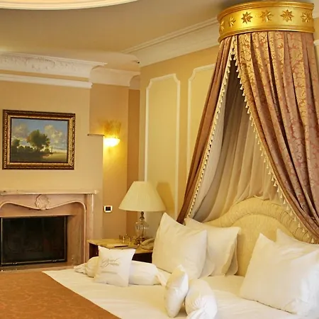 Nobil Luxury Boutique Hotel 5*