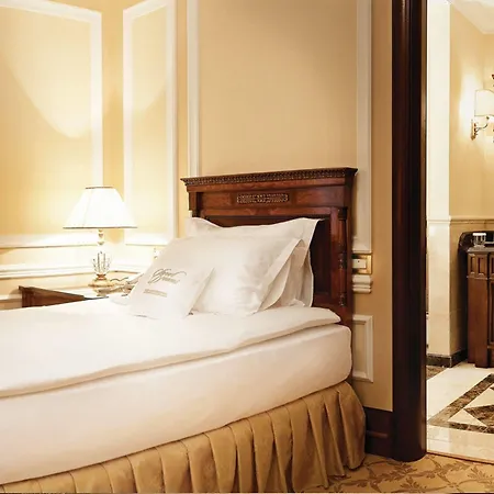 Nobil Luxury Boutique Hotel 5*